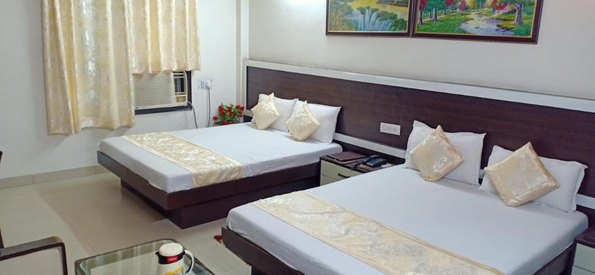 Photo - Hotel Su Shree Continental 5 Minutes Walk From New Delhi Railway Station