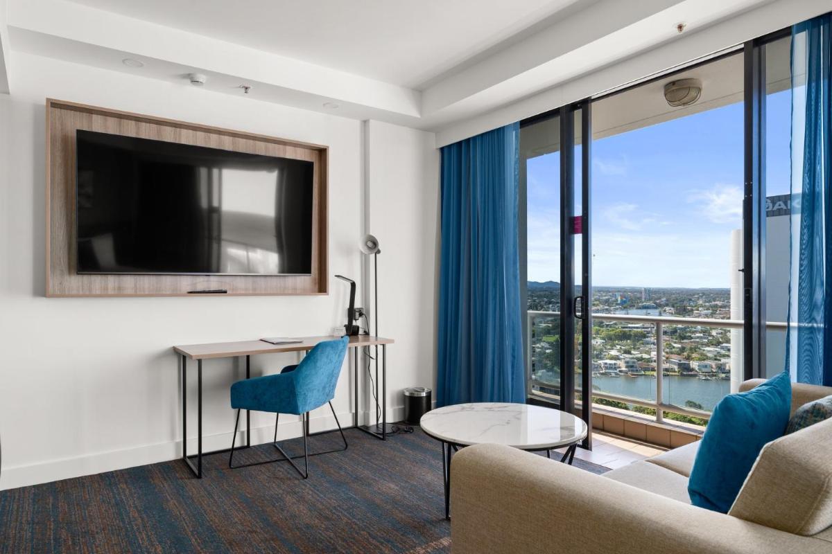 Photo - Crowne Plaza Surfers Paradise, an IHG Hotel