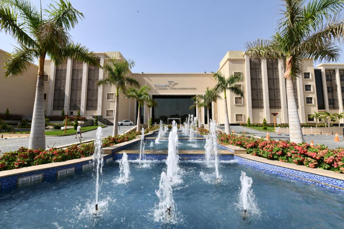 Triumph Luxury Hotel photo 4