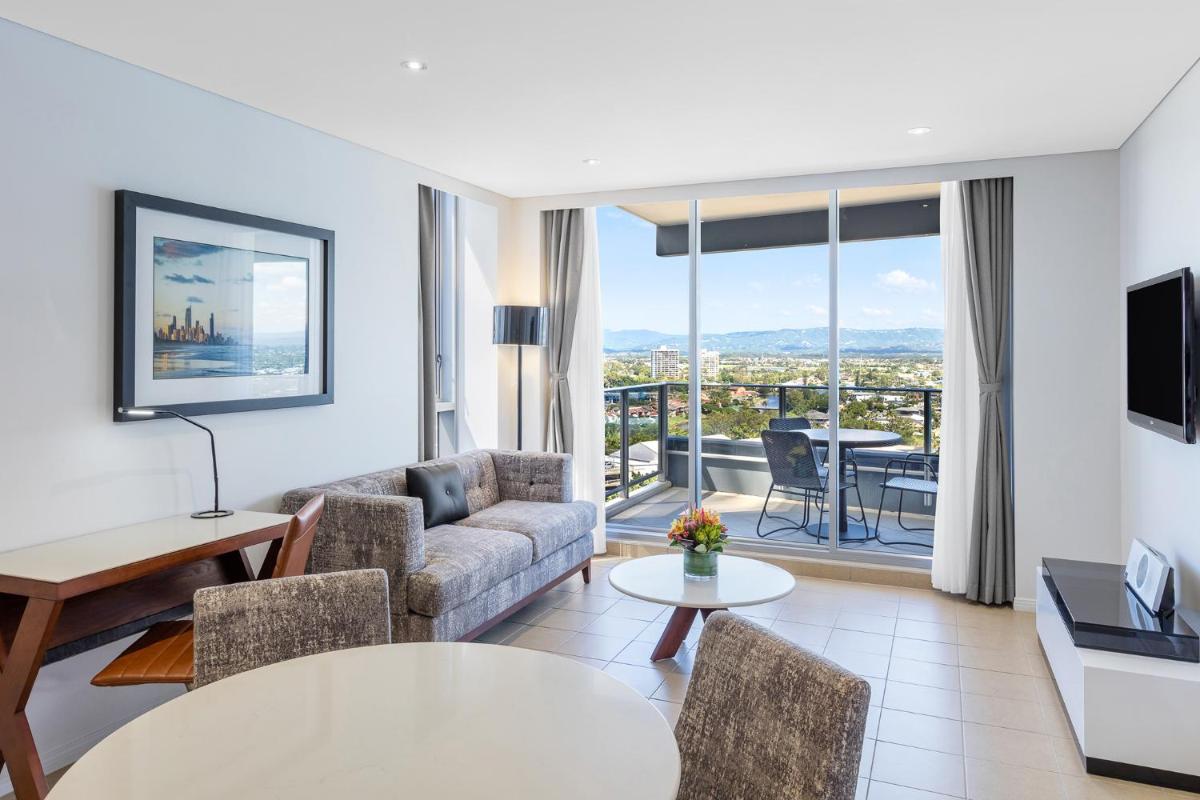 Photo - Meriton Suites Broadbeach