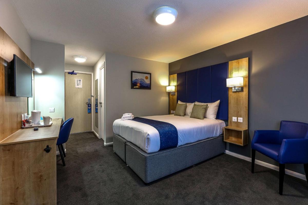 Photo - Days Inn London Stansted Airport