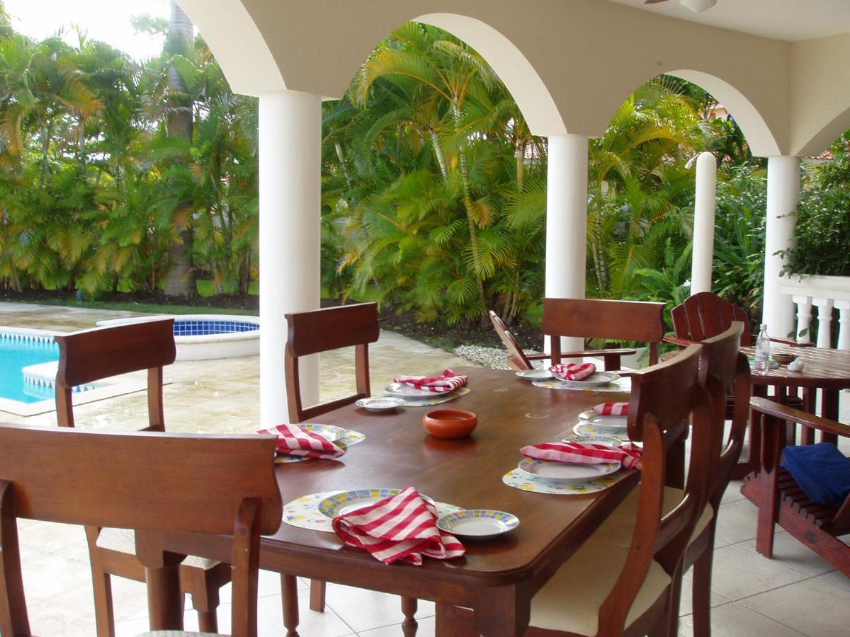 Foto - 3BR Villa with VIP Access - All Inclusive Program with Alcohol Included.