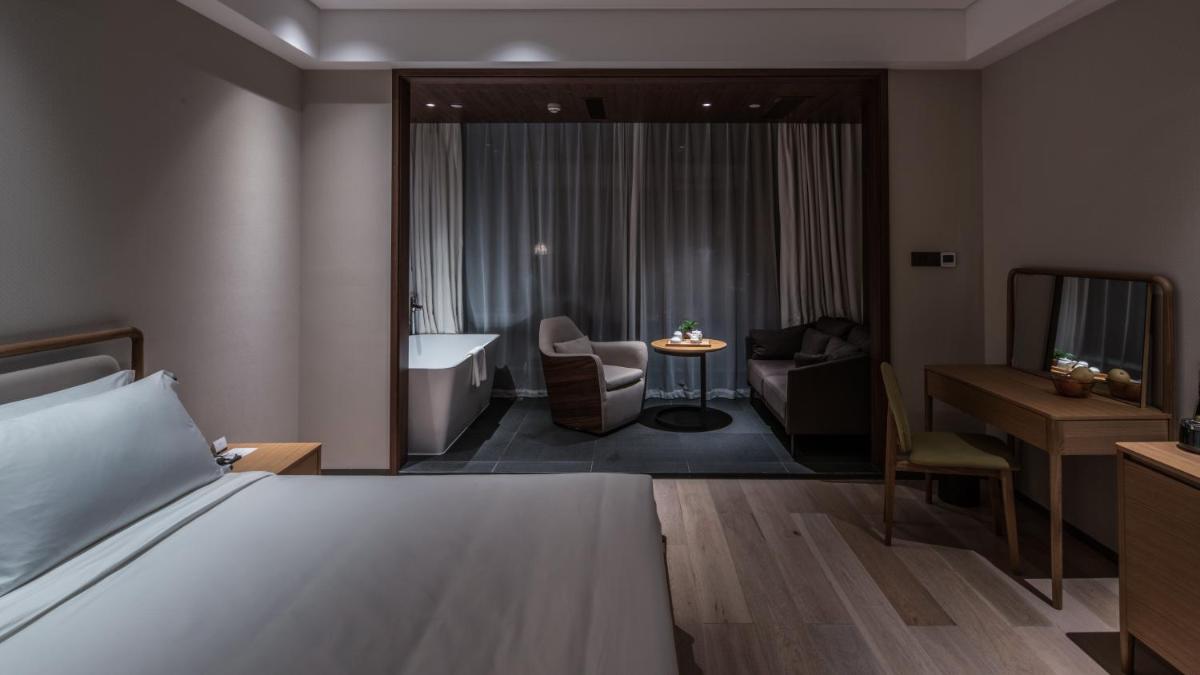 Photo - The Nook Hotel Hangzhou - A design hotel, Near subway