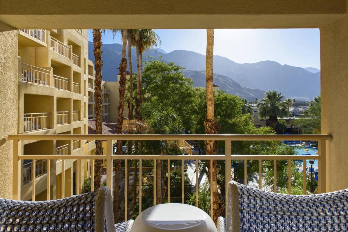 Photo - Renaissance Palm Springs Hotel