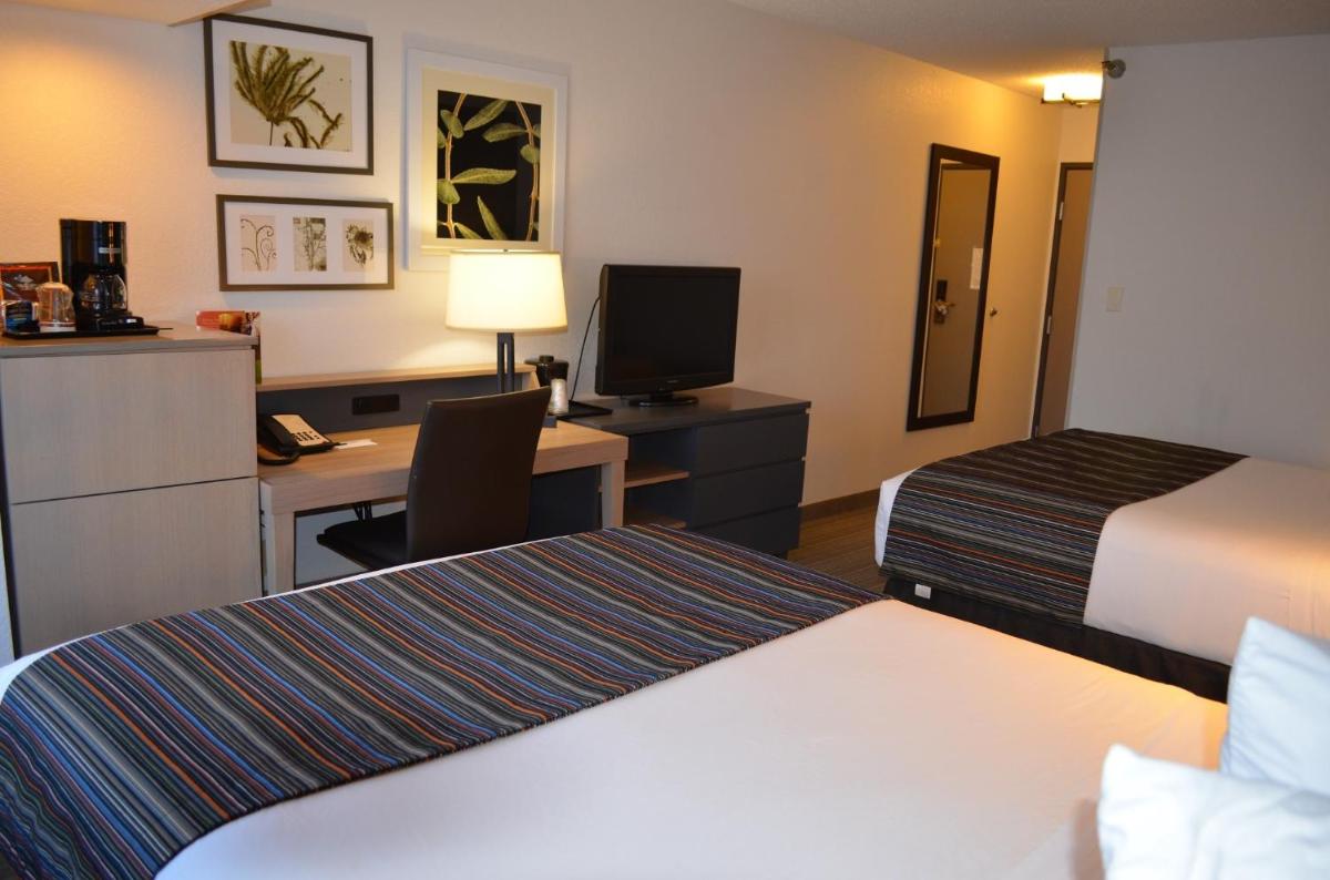 Photo - Country Inn & Suites by Radisson, Frederick, MD