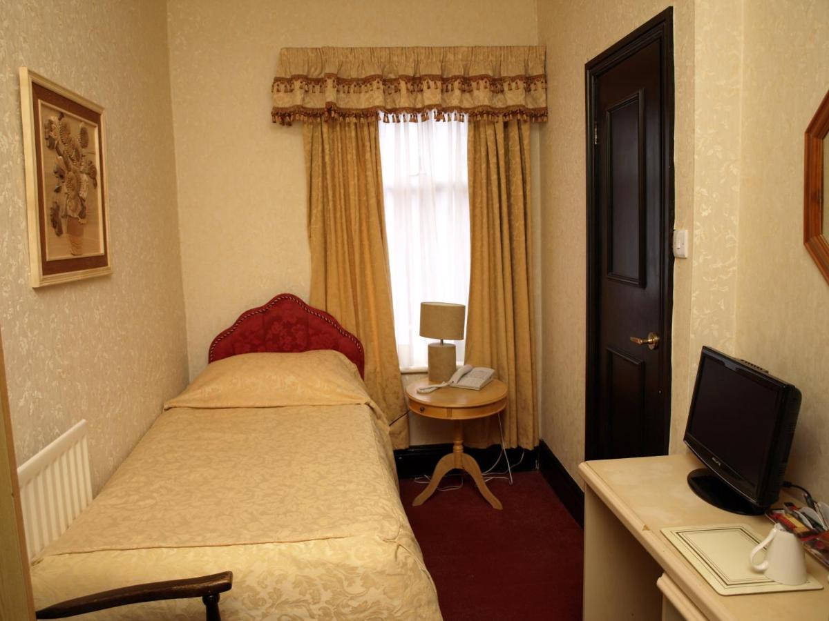 Photo - Clifton Park Hotel - Exclusive to Adults