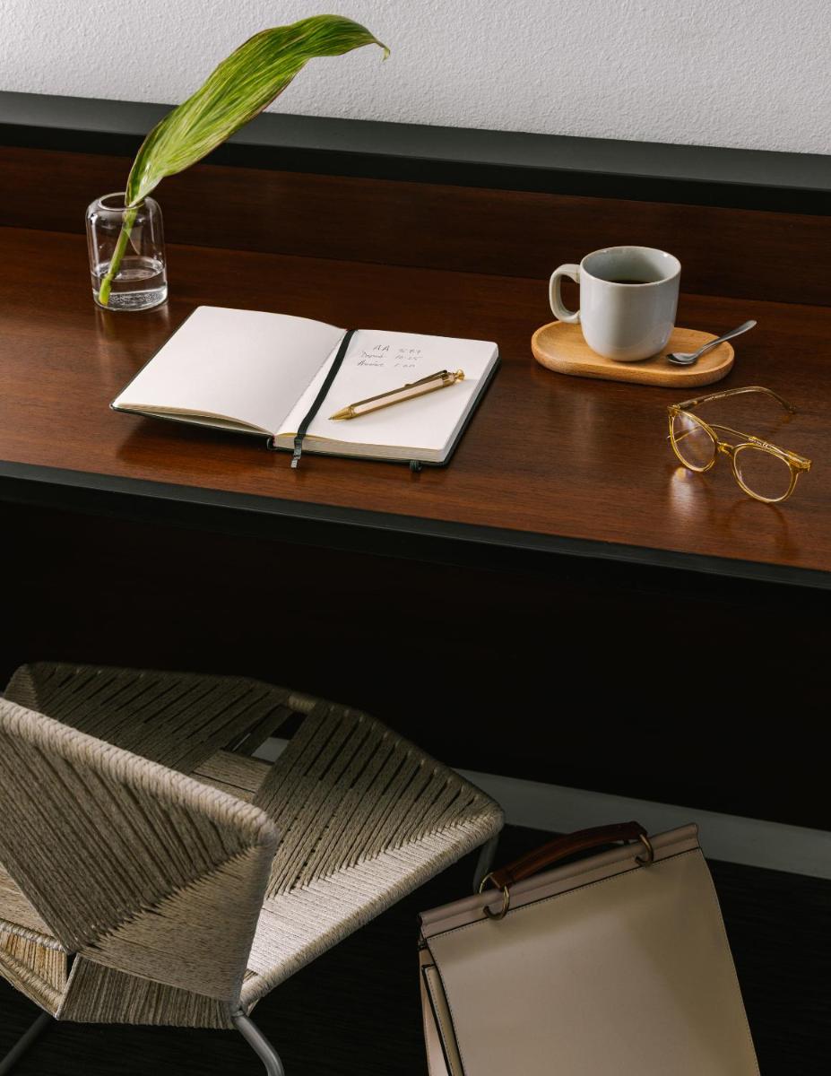 Photo - The V powered by Sonder