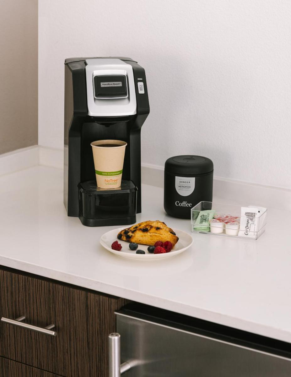 Photo - The V powered by Sonder