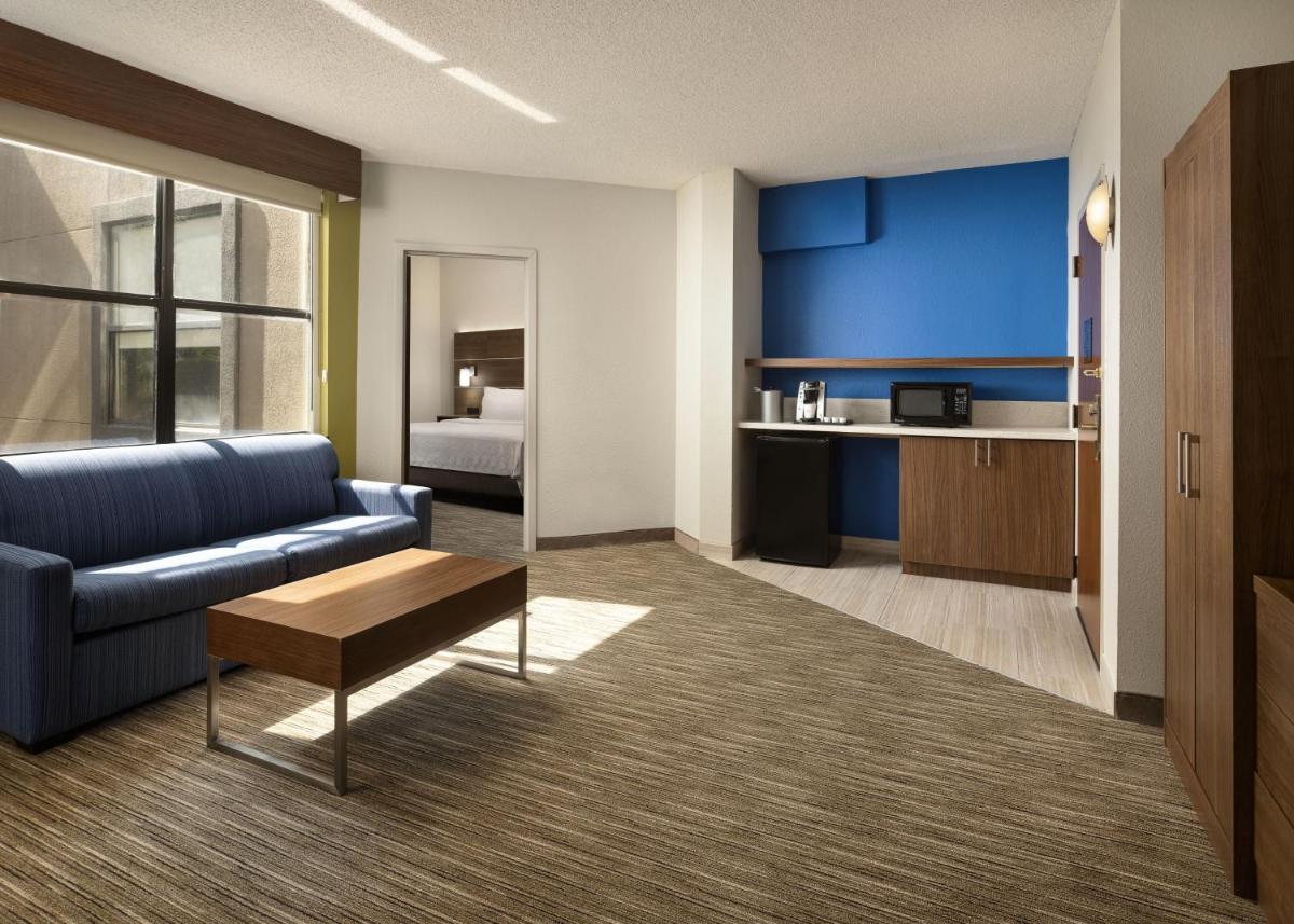 Photo - Holiday Inn Express Hotel & Suites Irving DFW Airport North, an IHG Hotel