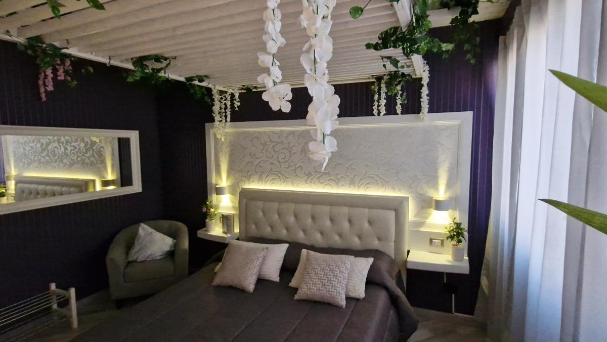 Photo - Saṃsāra & Nirvana Suite