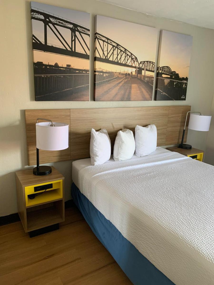 Photo - Days Inn by Wyndham Louisville Airport Fair and Expo Center