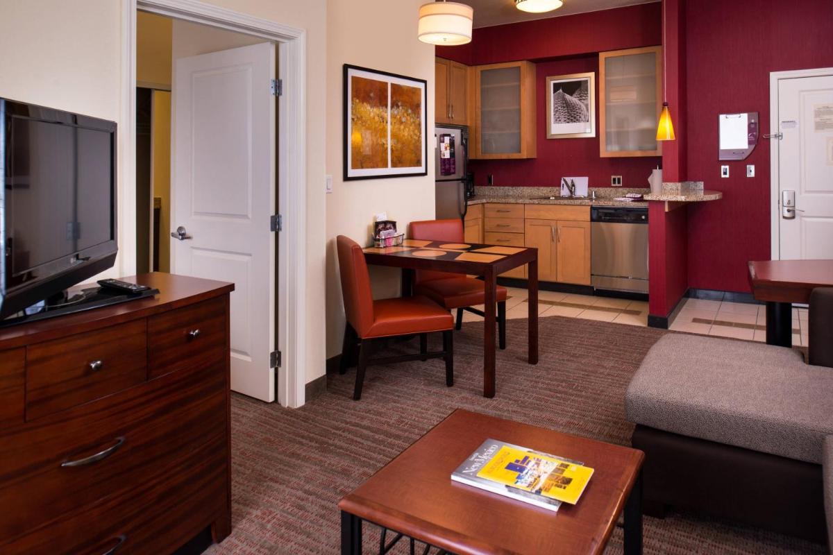 Photo - Residence Inn by Marriott Albuquerque Airport