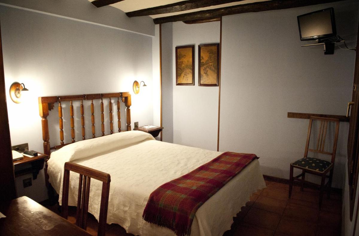 Photo - Hostal Santa Agueda