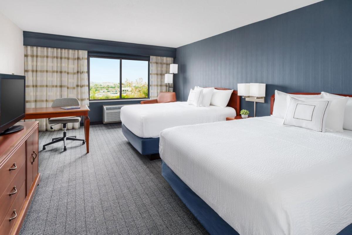 Photo - Courtyard by Marriott Sacramento Folsom