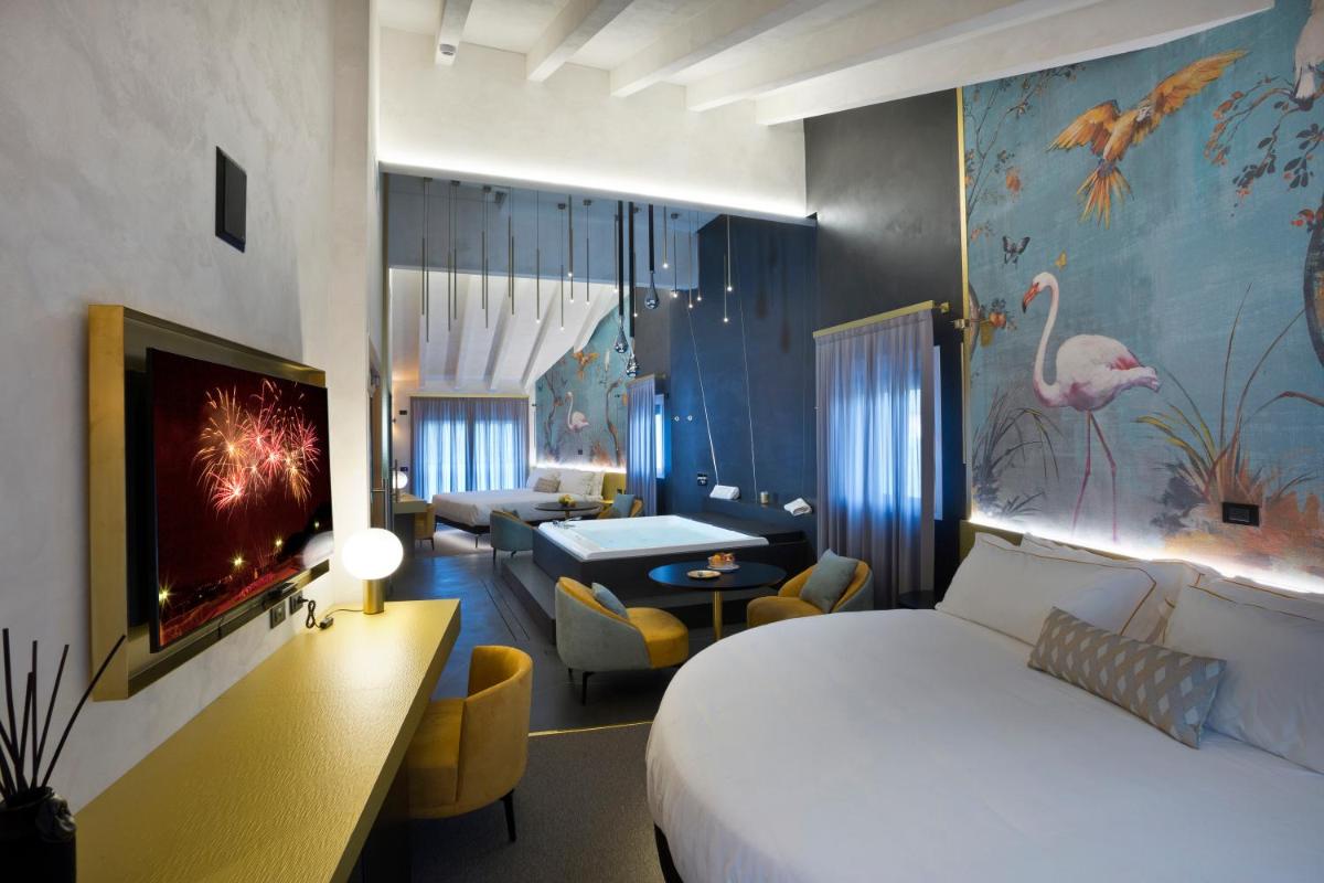 Photo - Vip's Motel Luxury Accommodation & Spa