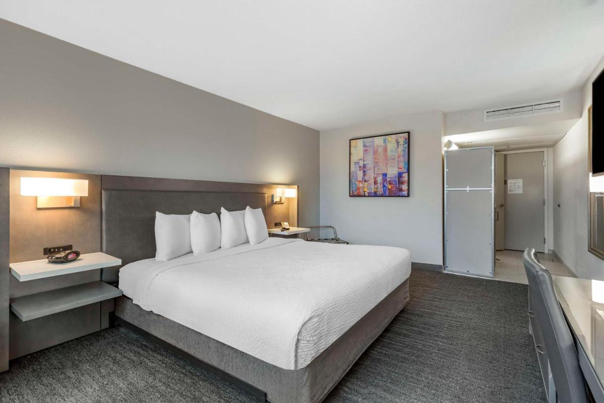 Photo - Best Western Premier Rockville Hotel & Suites