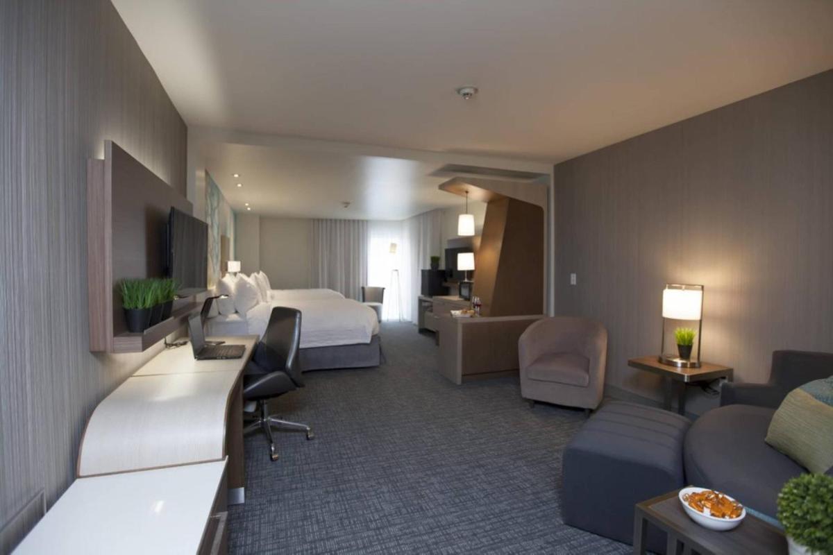 Photo - Courtyard by Marriott Houston Springwoods Village