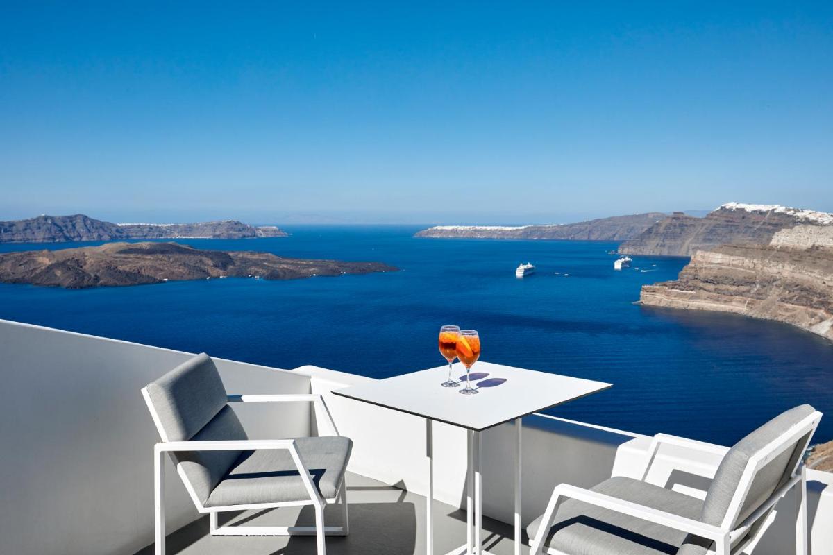 Photo - Alti Santorini Suites