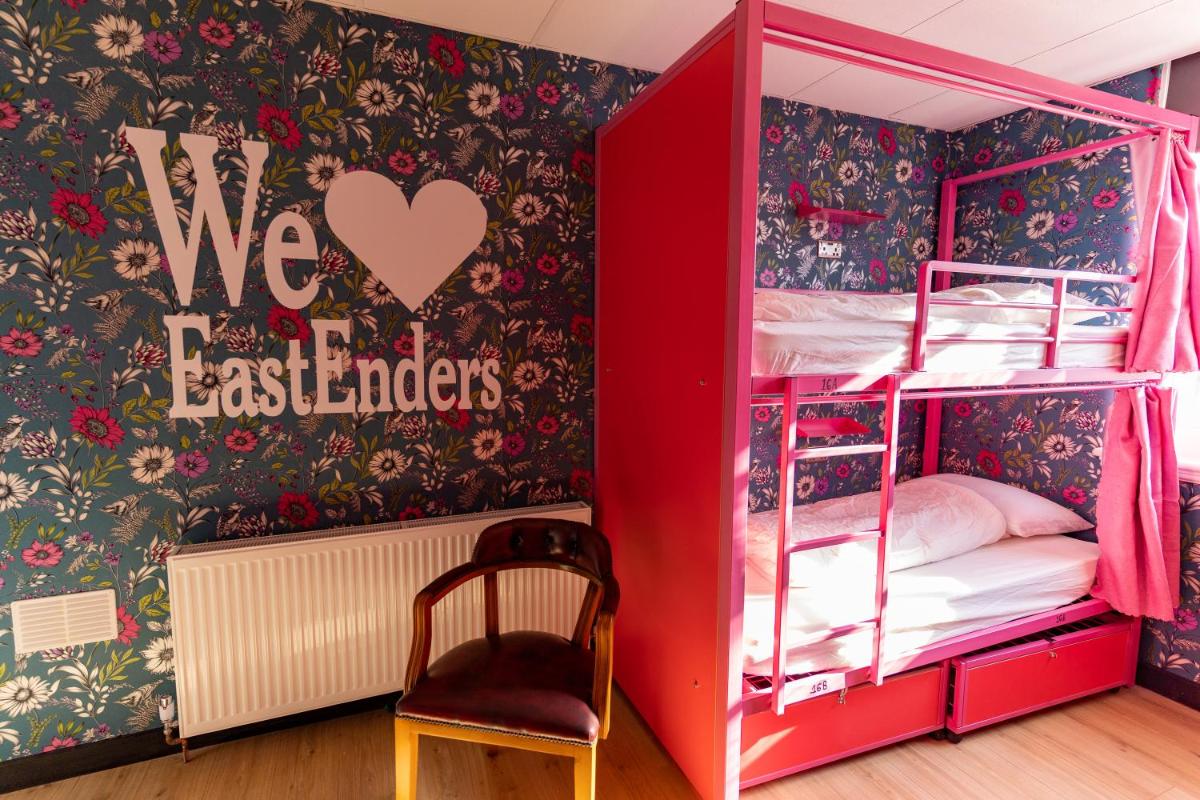 Foto - Hostelle - women only hostel London