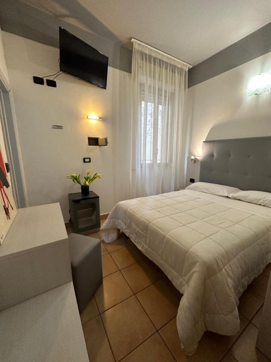 Photo - Noah Beach Hotel