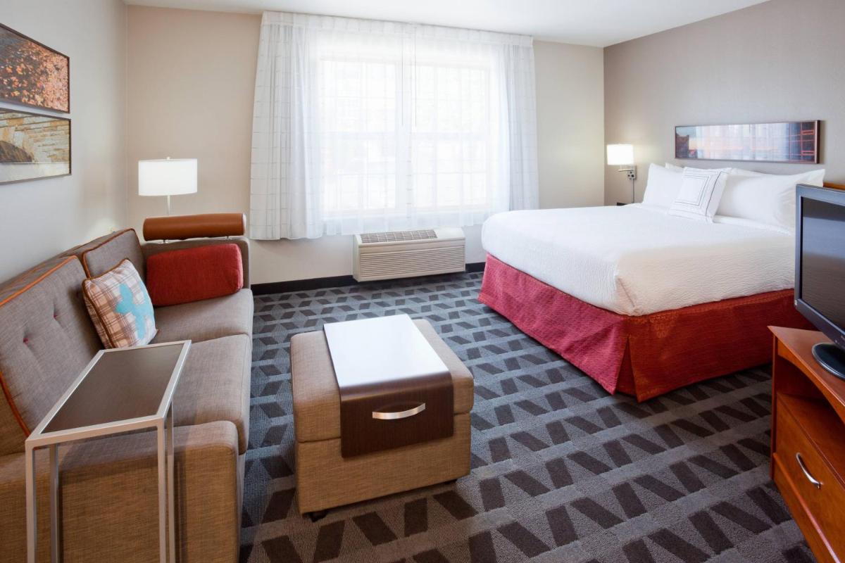 Photo - TownePlace Suites Minneapolis West/St. Louis Park