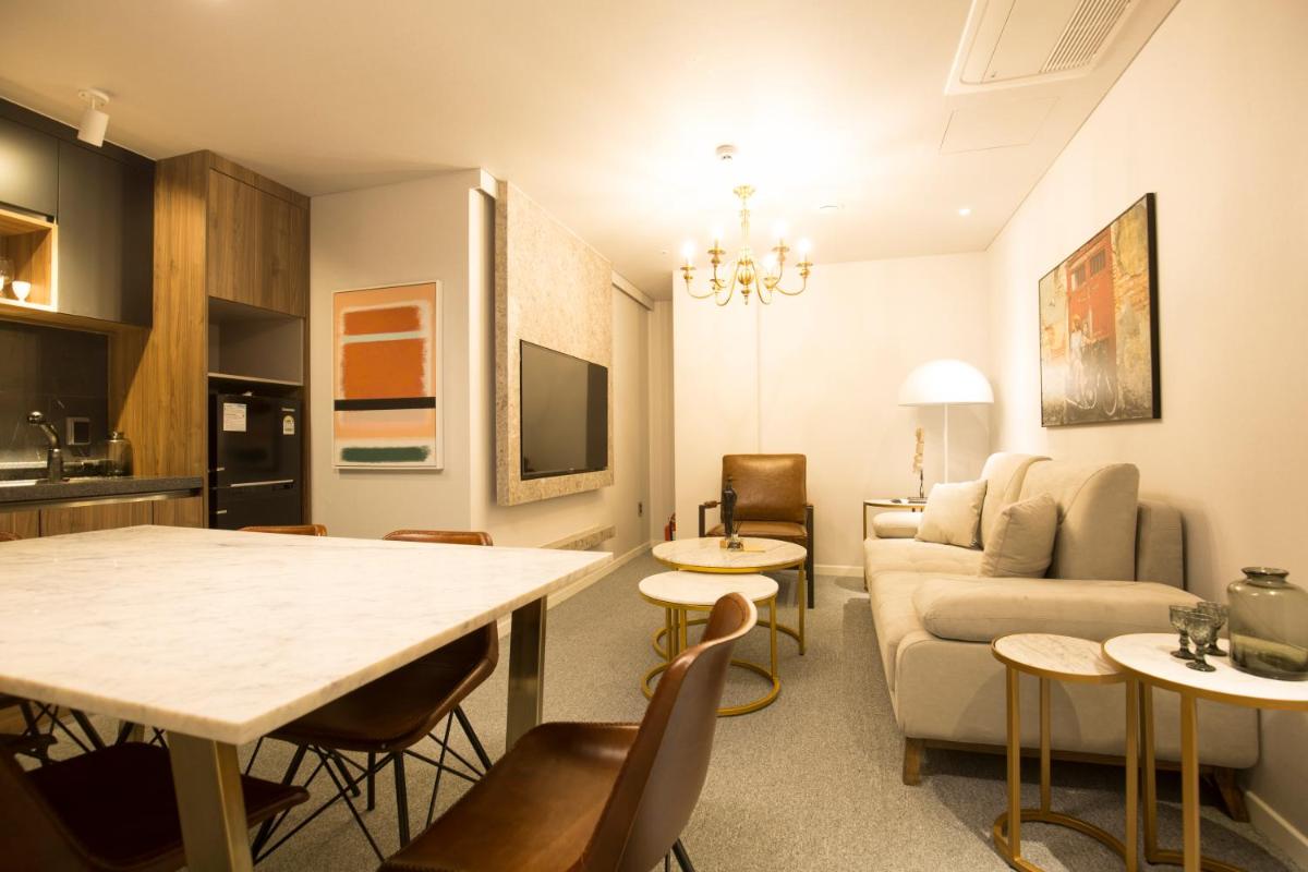 Photo - UH Suite The Jongno