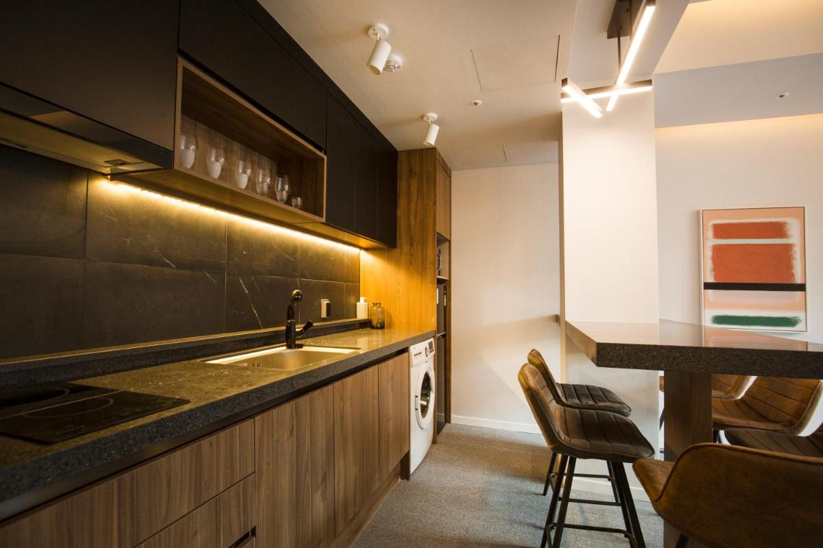 Photo - UH Suite The Jongno