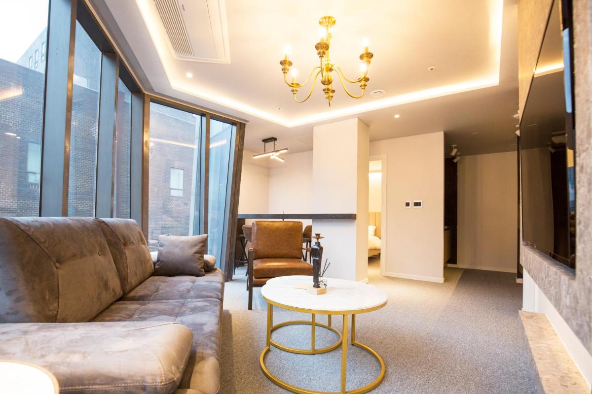 Photo - UH Suite The Jongno