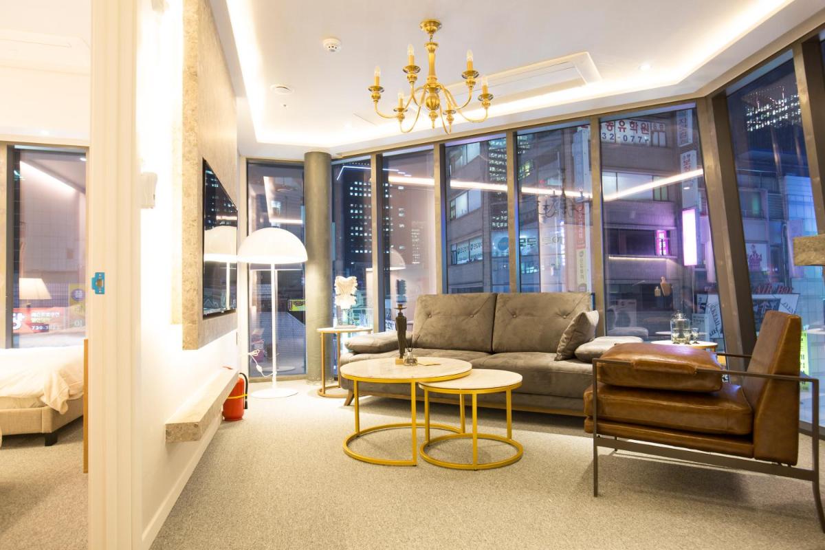 Photo - UH Suite The Jongno