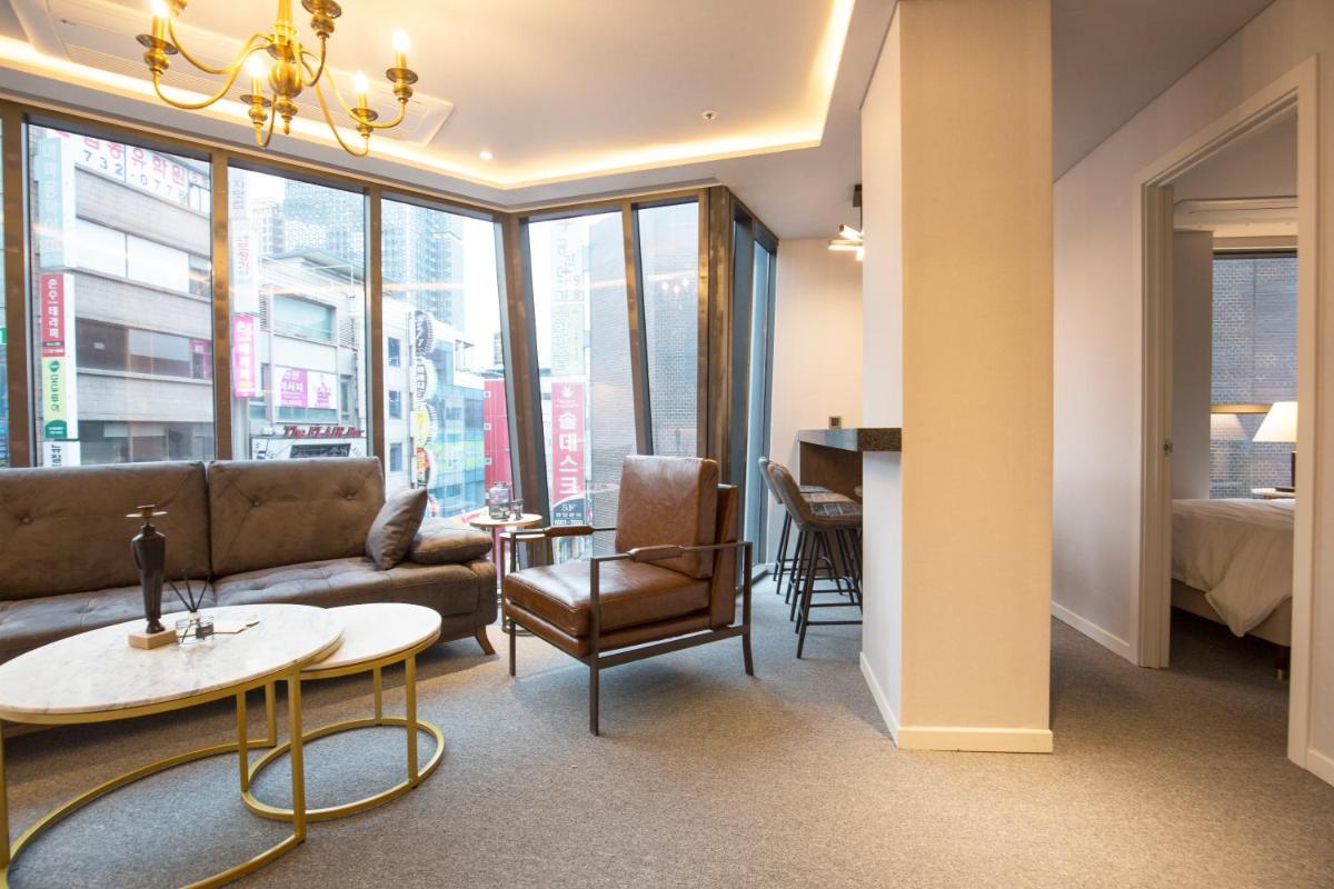 Photo - UH Suite The Jongno