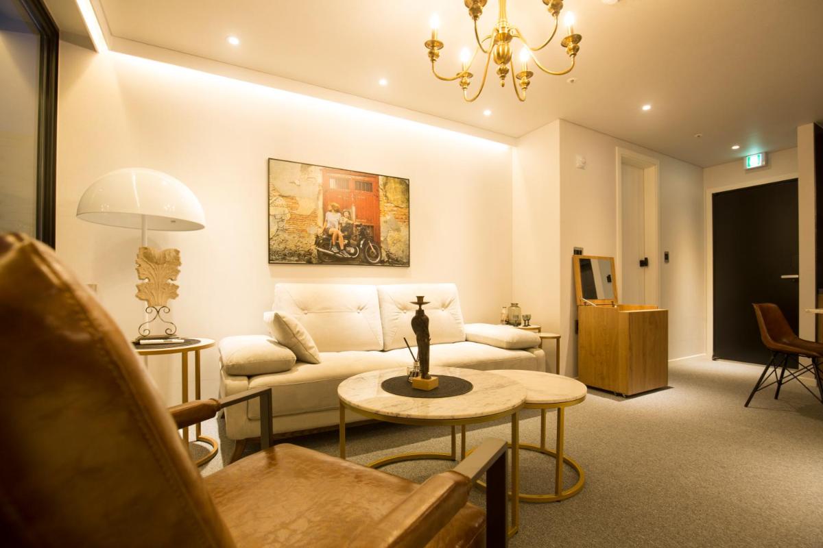 Photo - UH Suite The Jongno