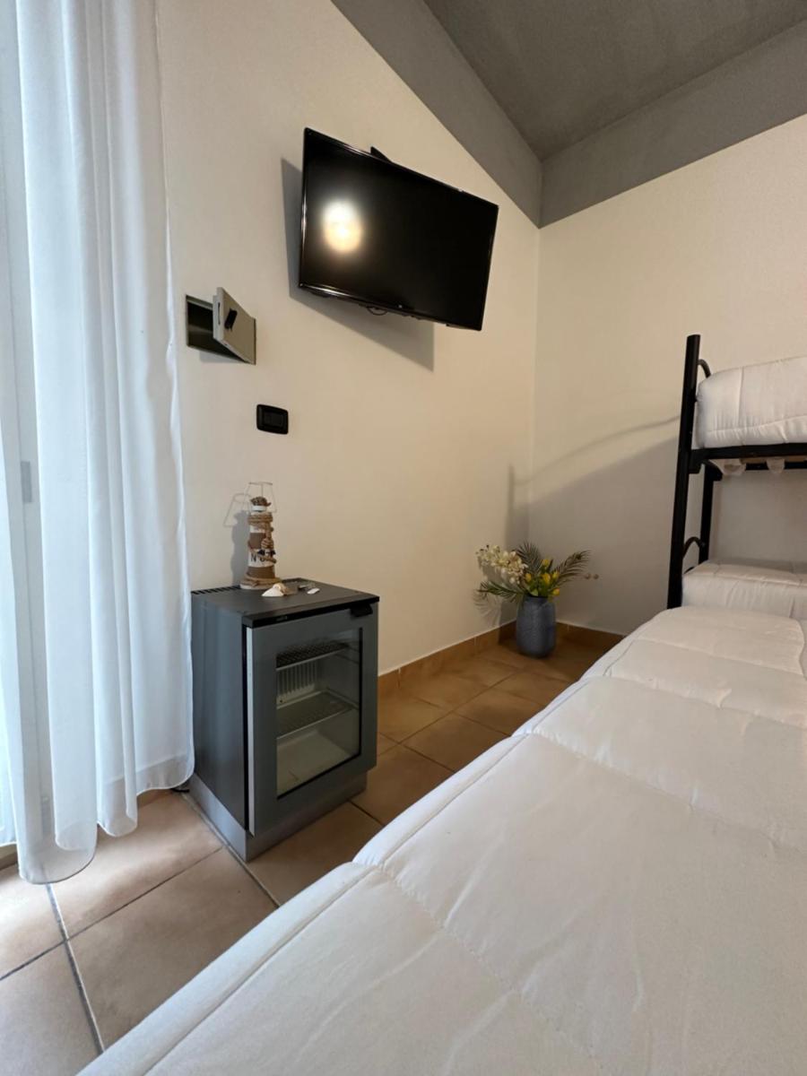 Photo - Noah Beach Hotel