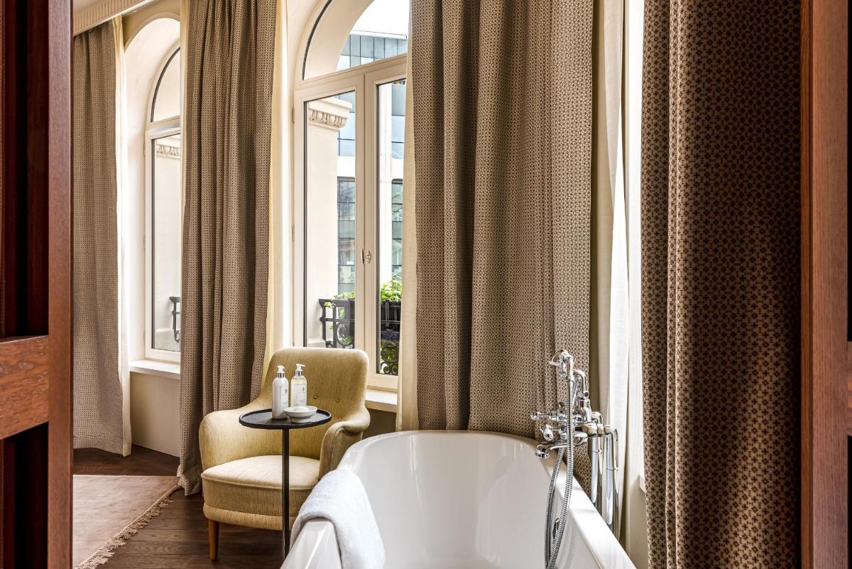 Photo - Château des Fleurs - Hôtel & Spa - Paris Champs-Elysées