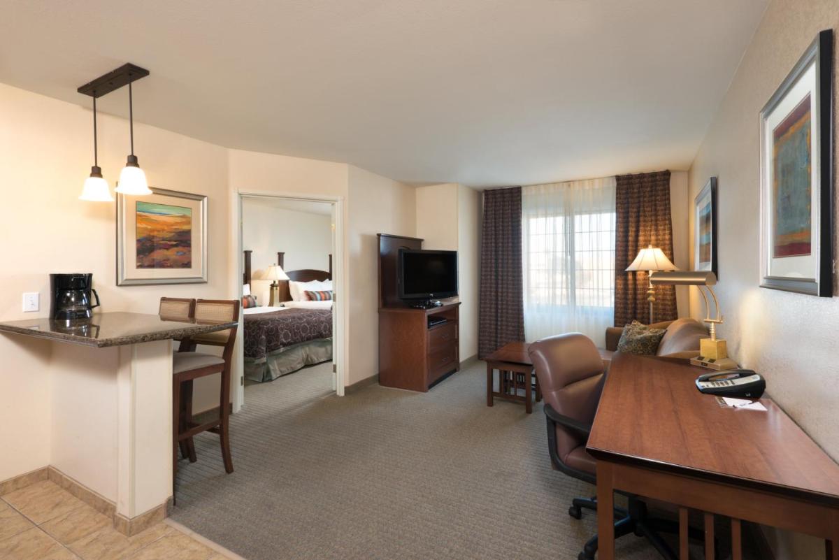 Foto - Staybridge Suites Tucson Airport, an IHG Hotel