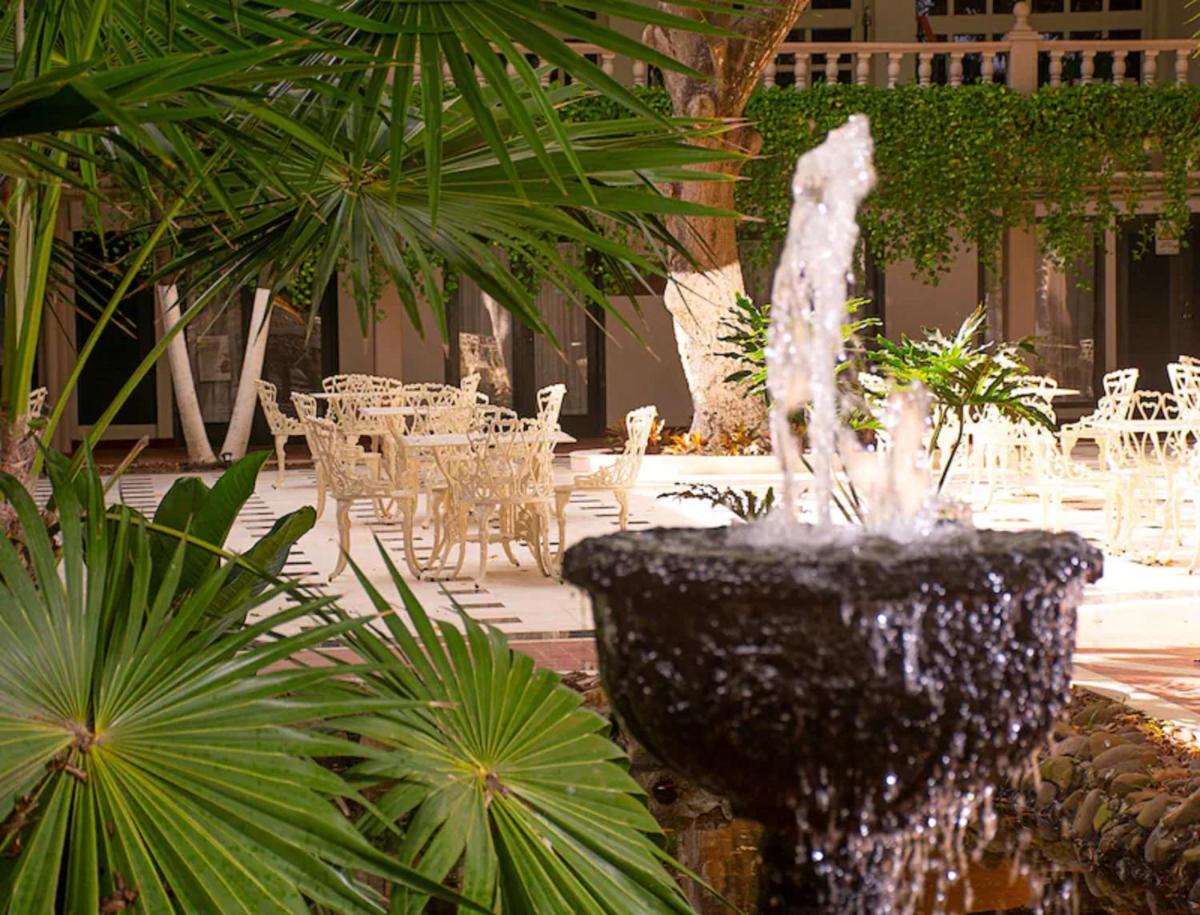 Photo - Room in Lodge - Hc-Vm Hotel Room Facing The Sea With Pool Air Conditioning And WIFI