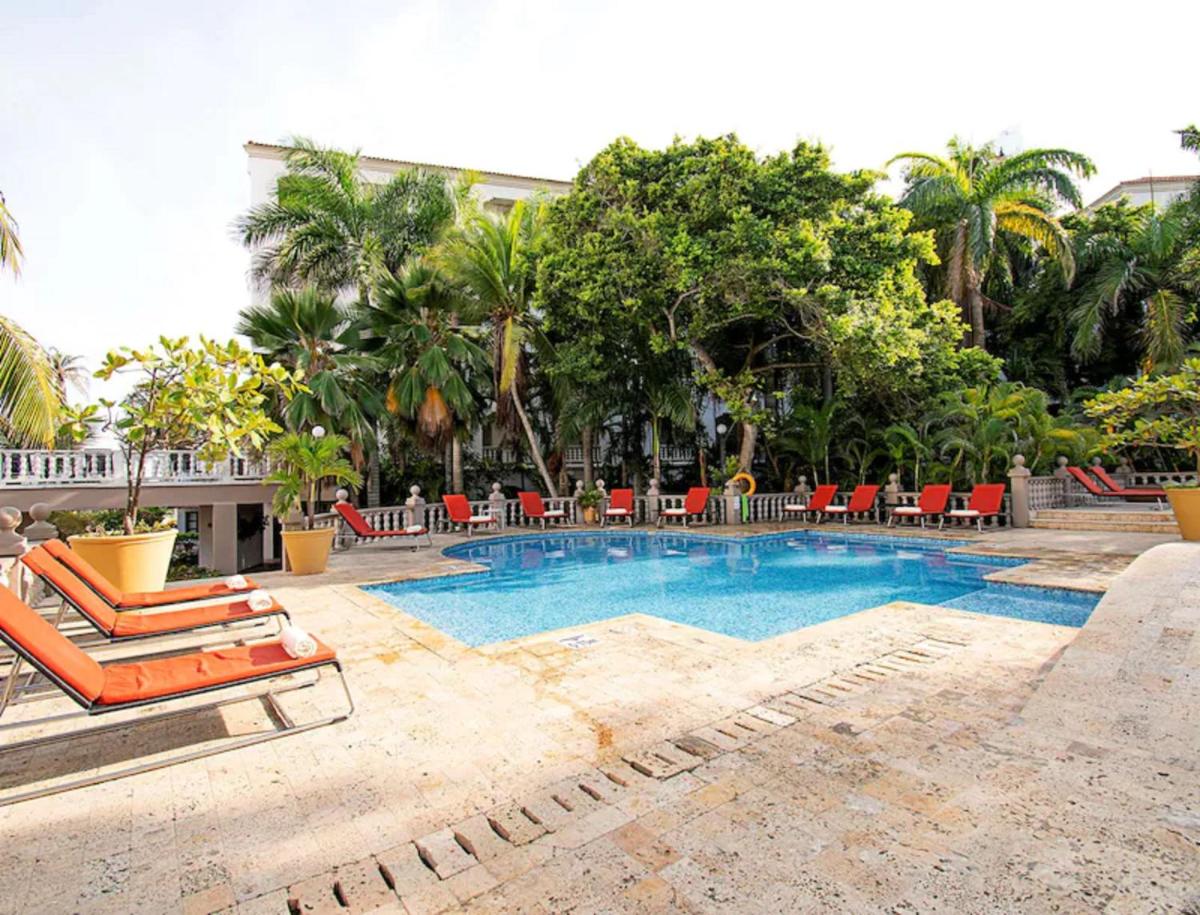 Photo - Room in Lodge - Hc-Vm Hotel Room Facing The Sea With Pool Air Conditioning And WIFI