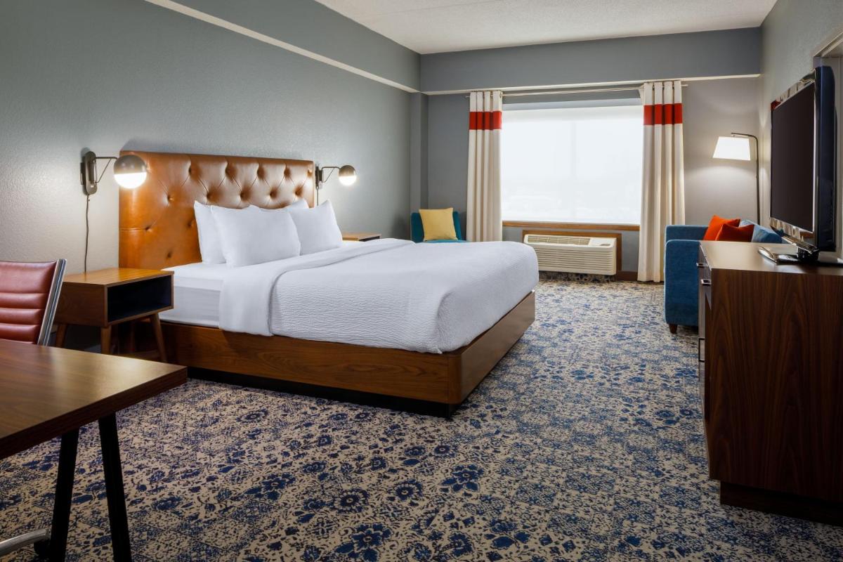 Photo - Four Points by Sheraton Louisville Airport