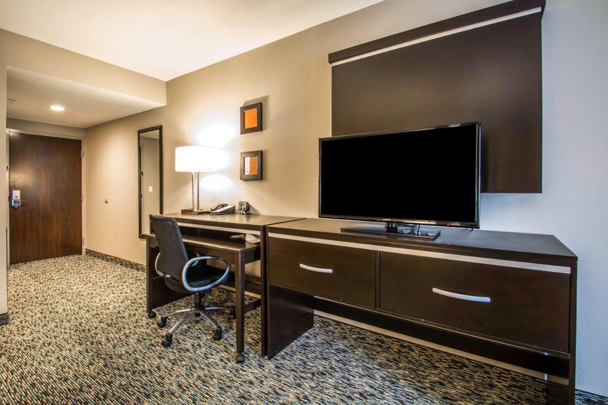 Photo - Comfort Suites Fort Lauderdale Airport South & Cruise Port