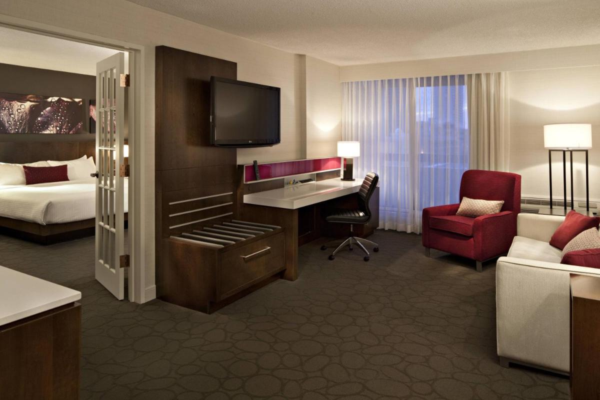 Photo - Delta Hotels by Marriott Winnipeg