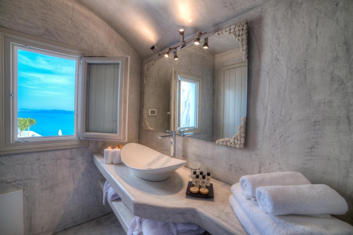 Photo - Kima Oia Suites