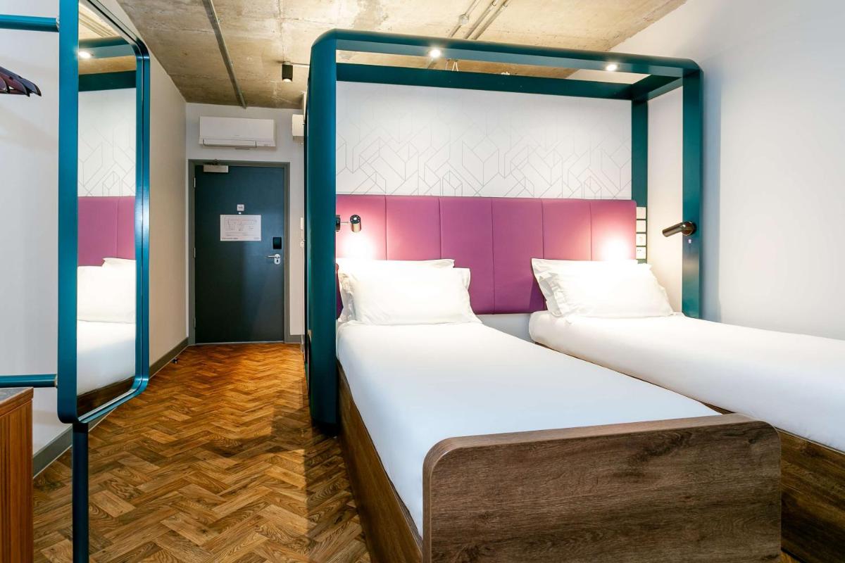 Photo - YOTEL Manchester Deansgate