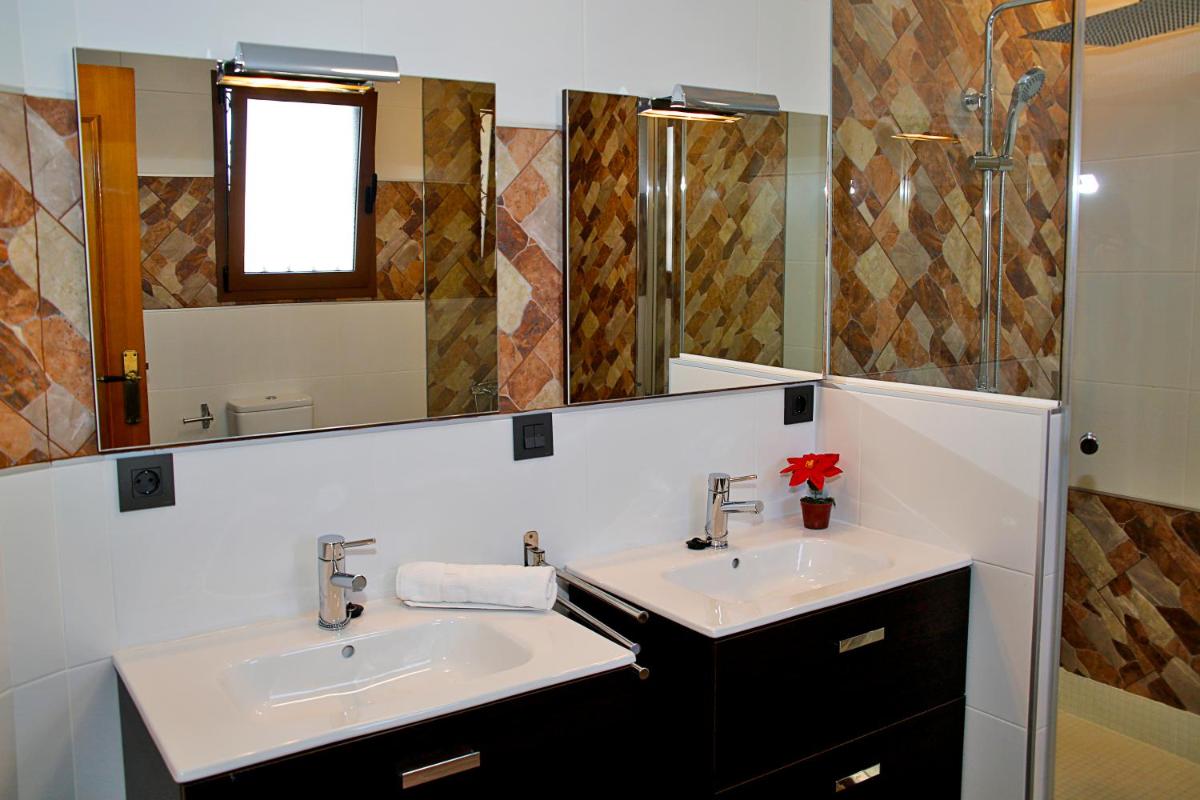 Photo - Luxurious Mansion