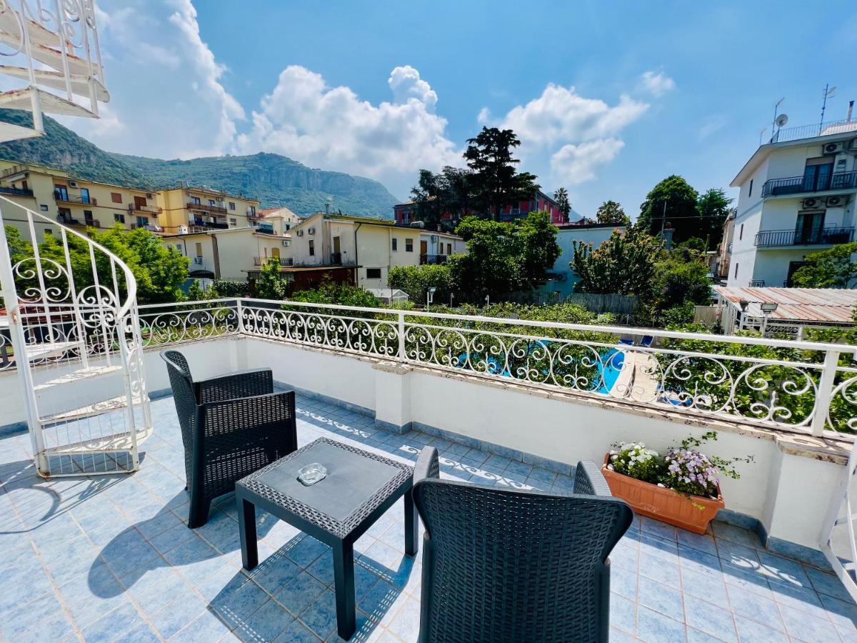 Foto - YourHome - Villa Sorrento