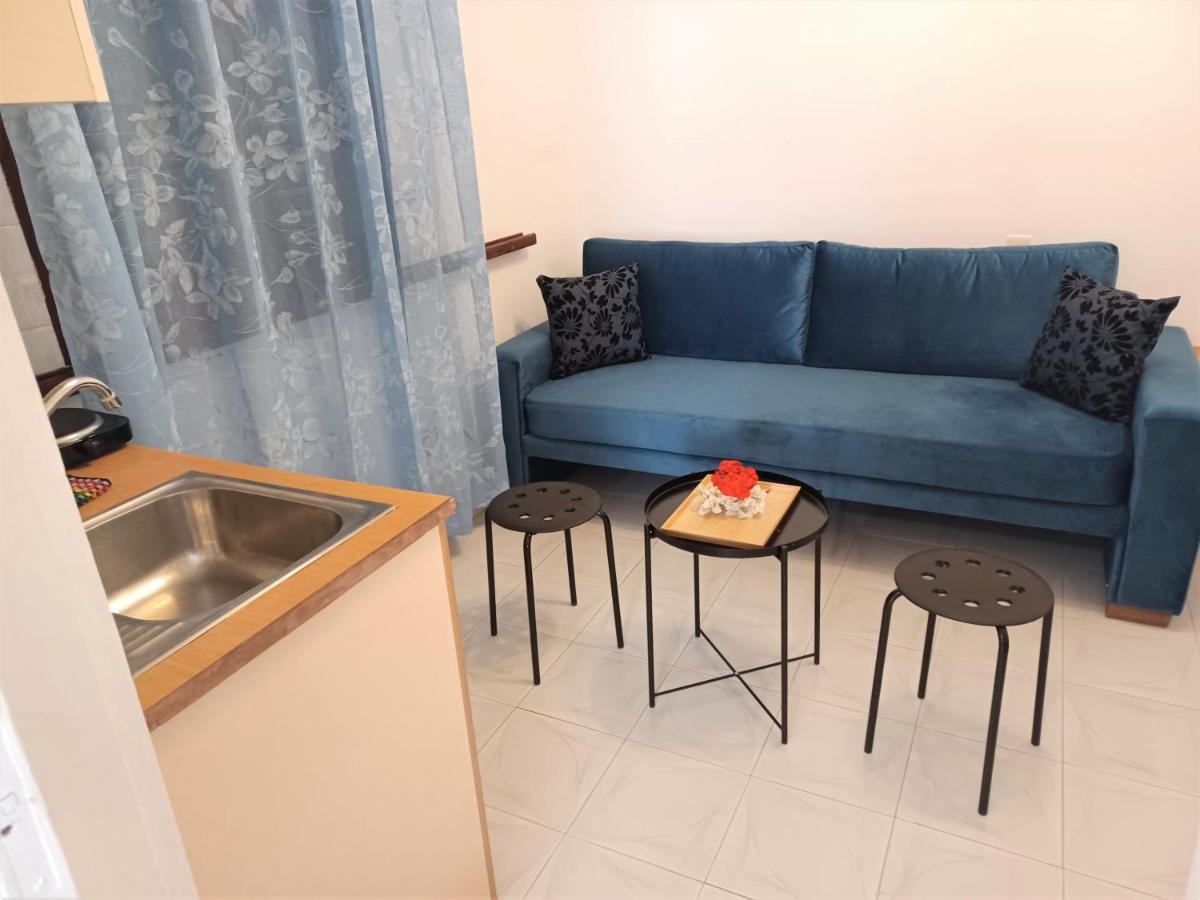 Foto - Evelina Beach Pension a breath away from the Black Beach offer private rooms&studios to suit every t