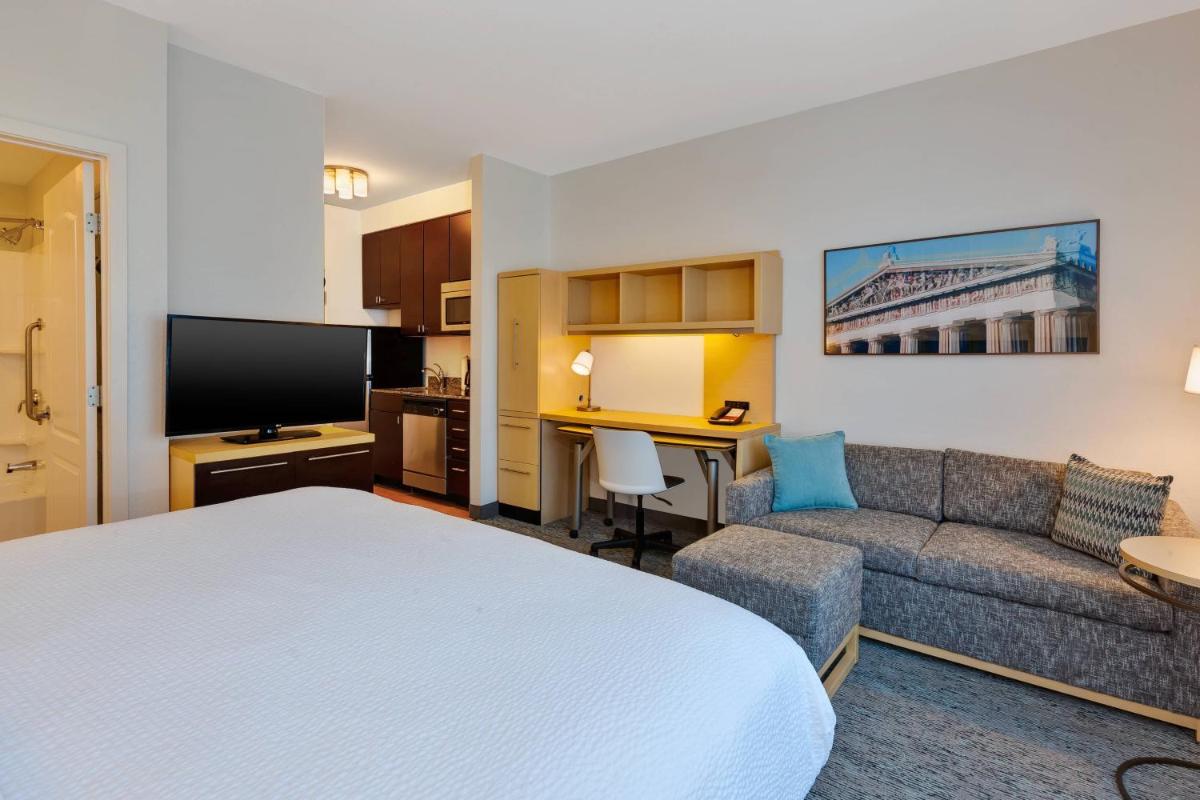 Photo - TownePlace Suites by Marriott Nashville Airport