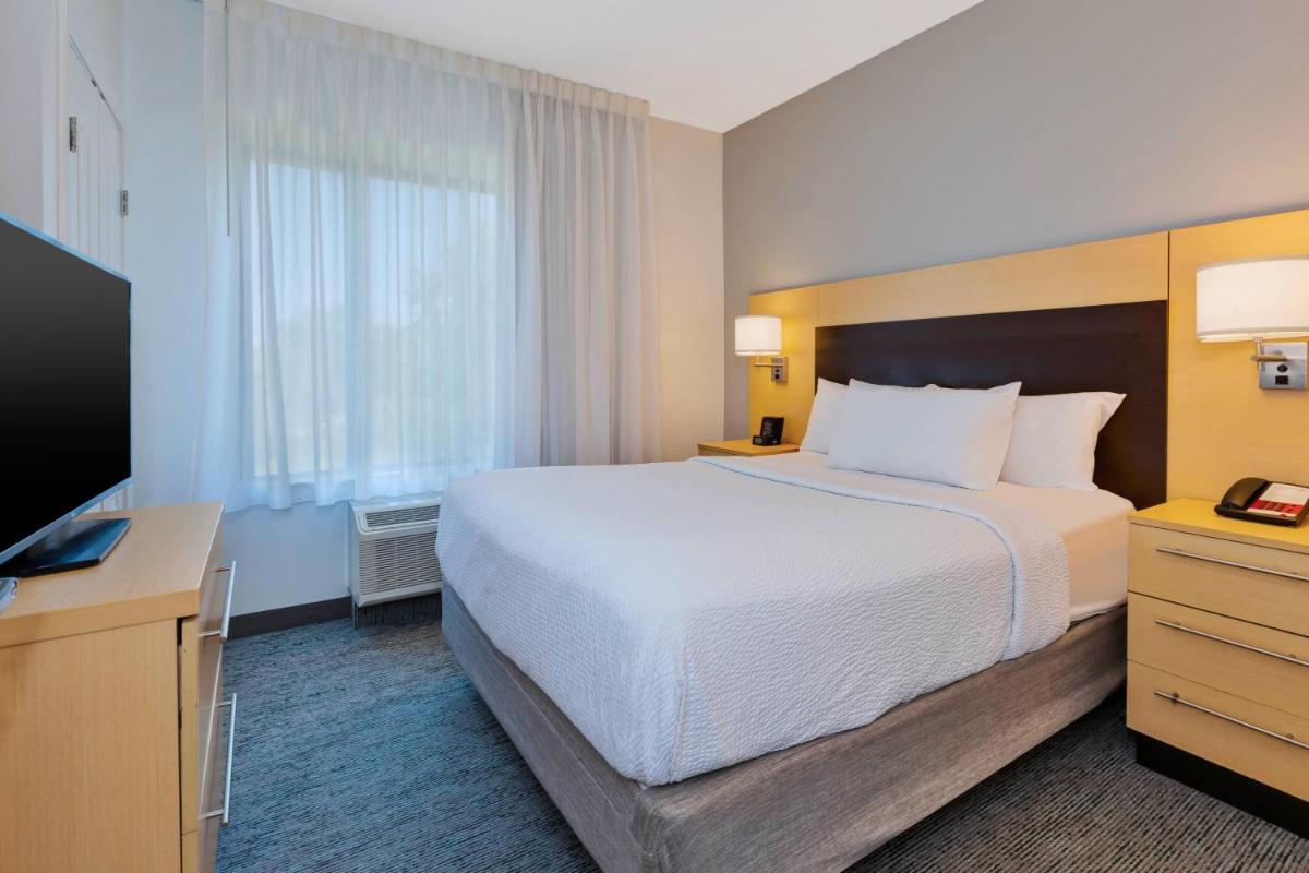 Photo - TownePlace Suites by Marriott Nashville Airport