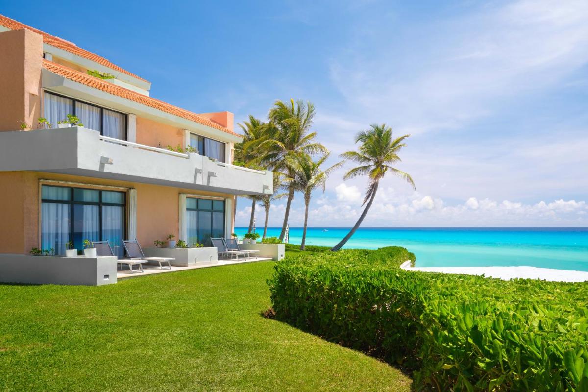 Photo - Wyndham Grand Cancun All Inclusive Resort & Villas