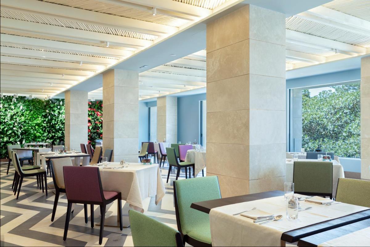 Grand Hotel Des Etrangers- The Leading Hotels of the World photo 5