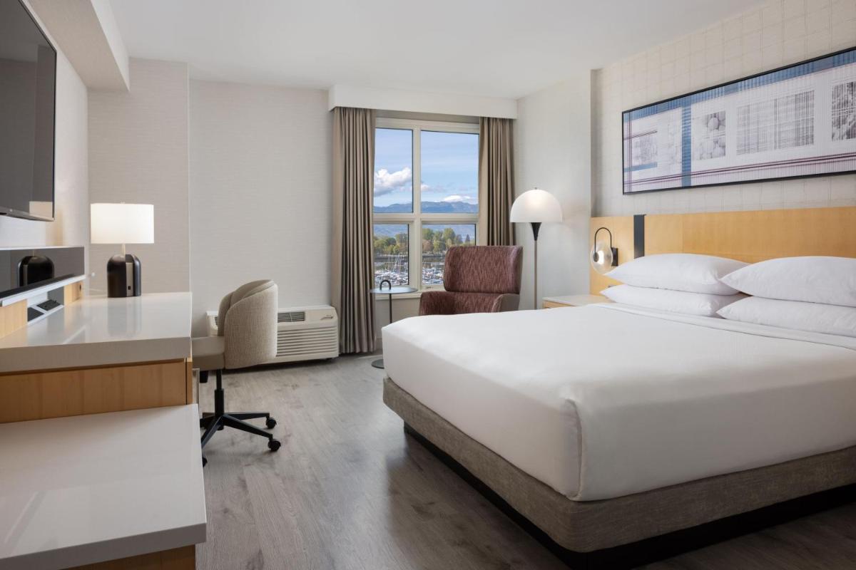 Photo - Delta Hotels by Marriott Grand Okanagan Resort