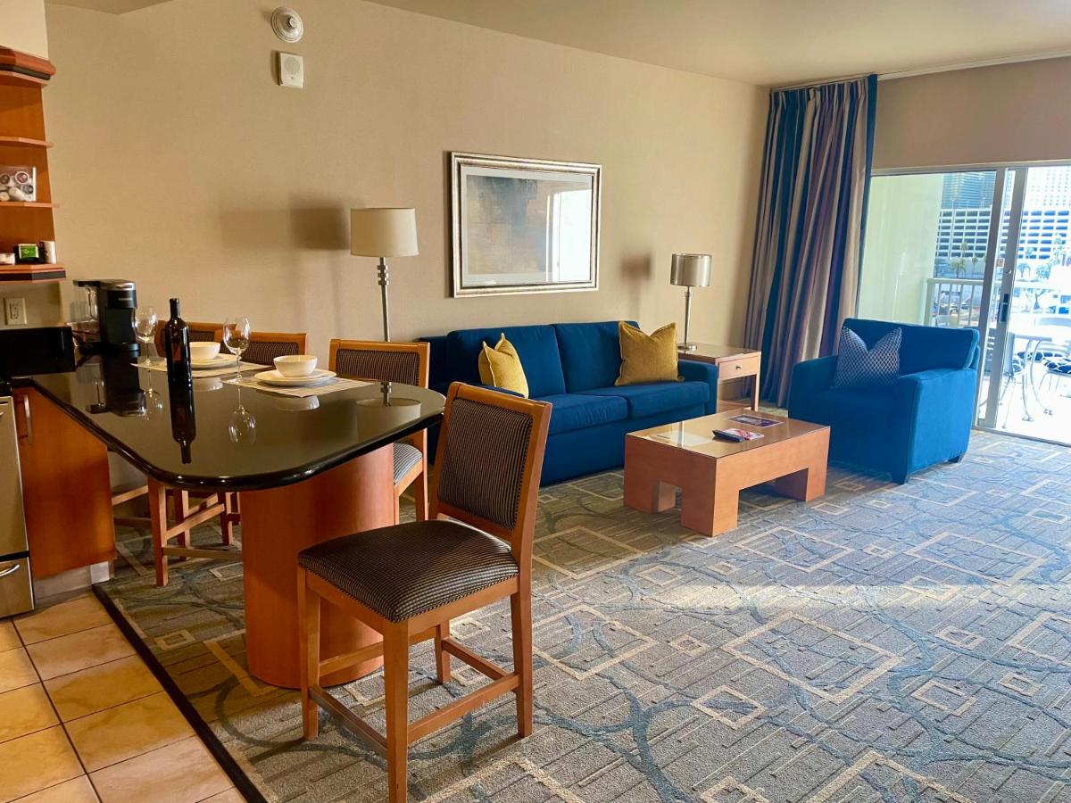 Photo - The Platinum Hotel & Spa Strip View Suite